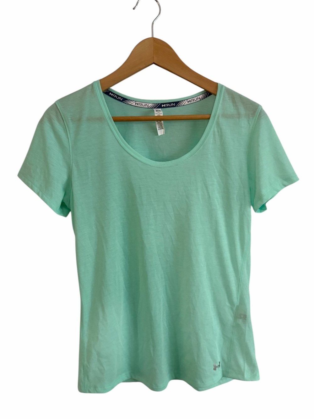 Women’s Under Armour Mint Green Short Sleeve Scoop Neck Tee Size Medium